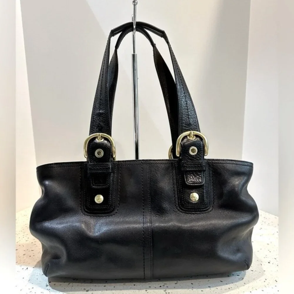 COACH‎ Black Leather Shoulder Handbag